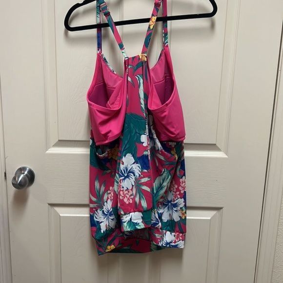 Cacique by Lane Bryant Swim Tankini Top Swim and Skirt Swimsuit - Picture 5 of 8